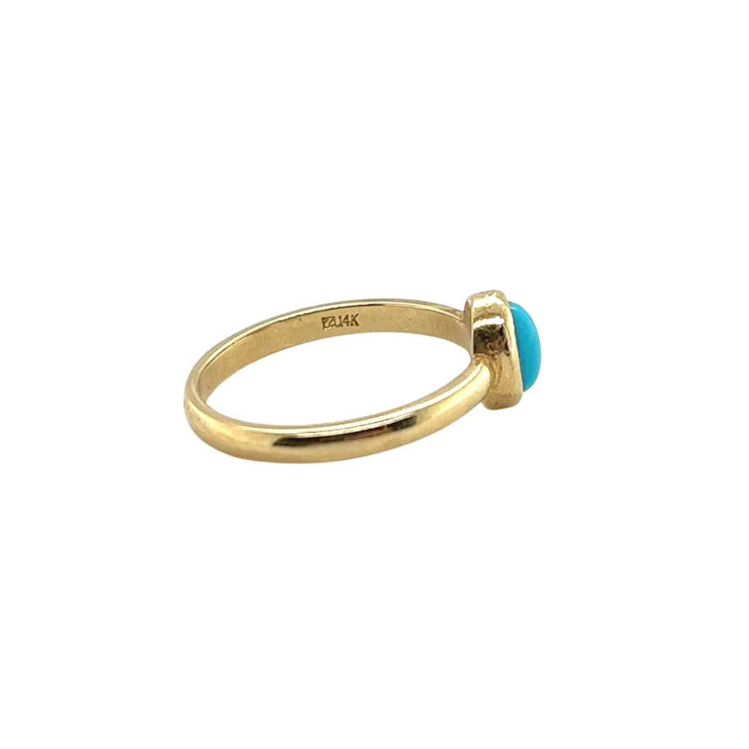 14k Gold Oval Turquoise Ring